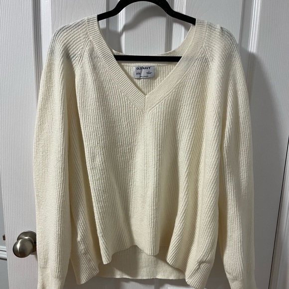Old Navy knit sweater - Picture 1 of 2